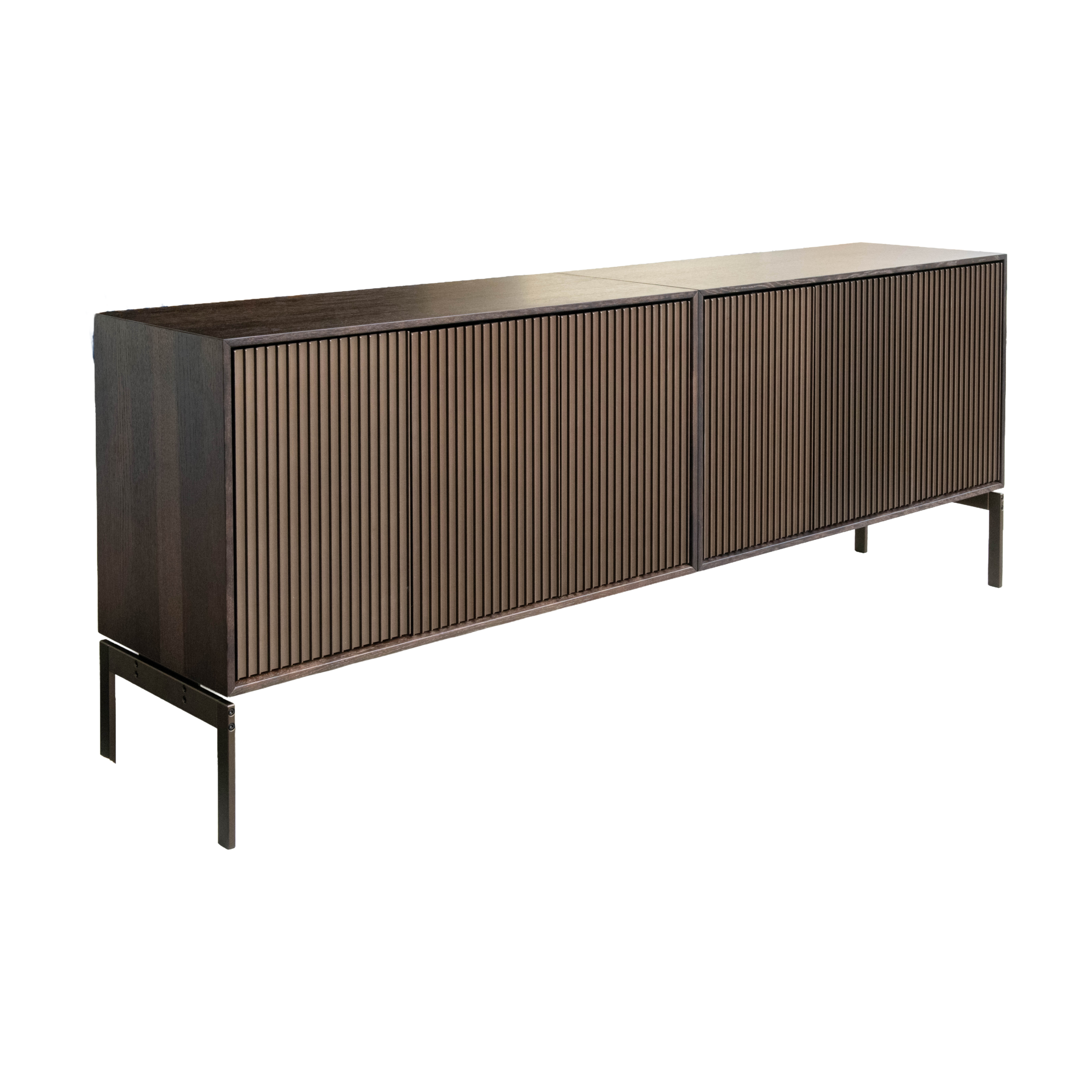 Vipp 675 Cabinet System – Sideboard aus dunkler Eiche