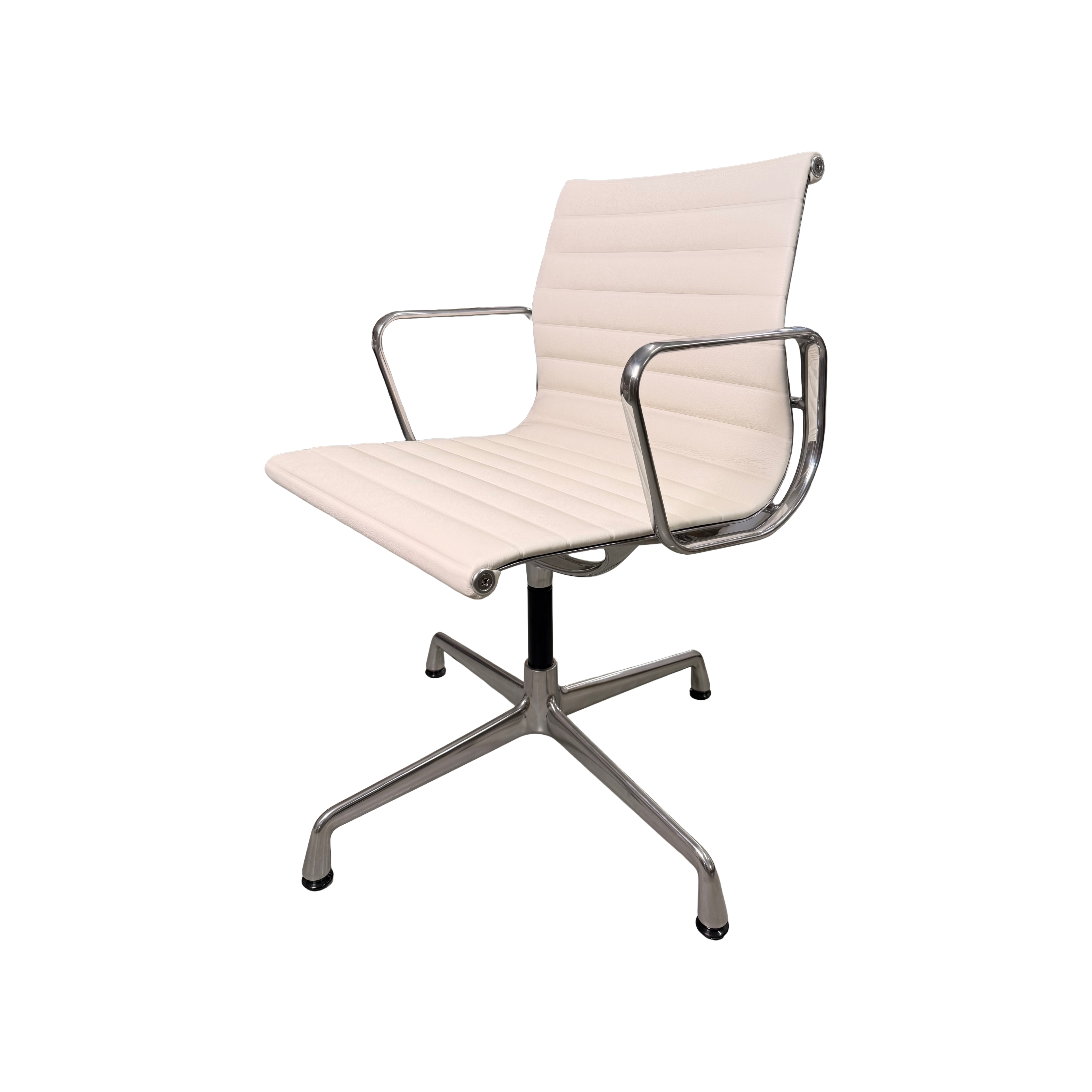 Vitra, Aluminium Chair EA 104