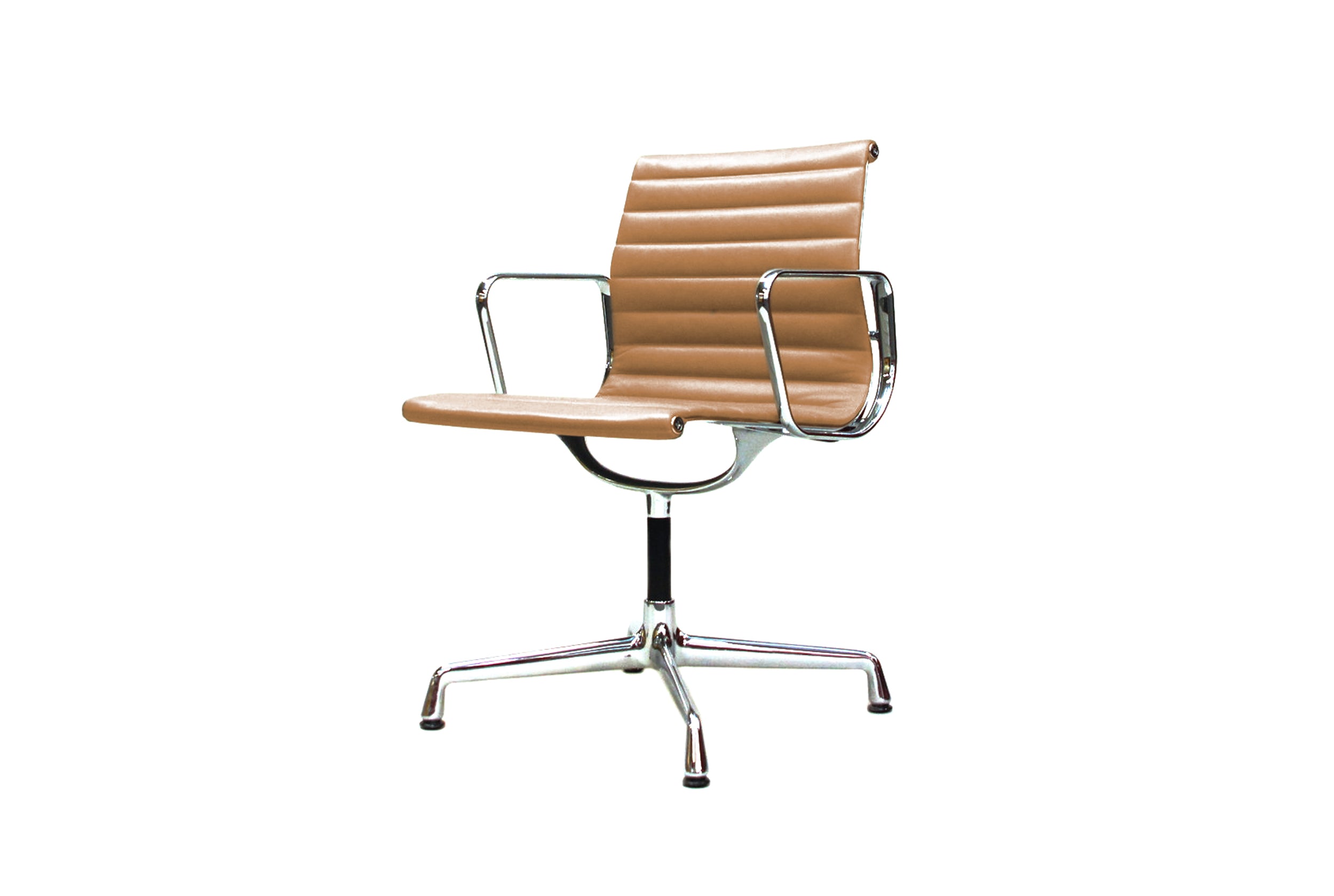 Aluminium Chairs Ea103 ,Cognac  Charles & Ray Eames, Vitra